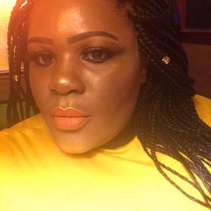 Meet your Posher, Ninamack